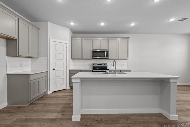 7823 COFFEE MILL, San Antonio, TX 78252