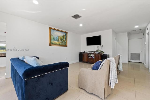 12860 SW 268th St, Homestead, FL 33032