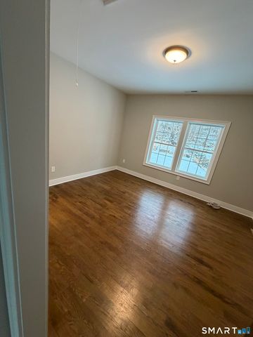 53 Pembroke Road, Danbury, CT 06811