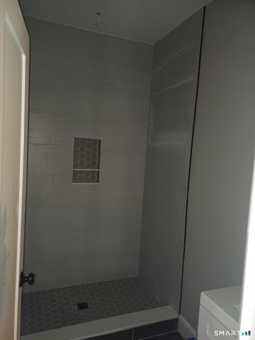 53 Pembroke Road, Danbury, CT 06811