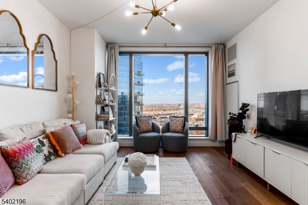 99 Hudson St 1603, Jersey City, NJ 07302 — exterior