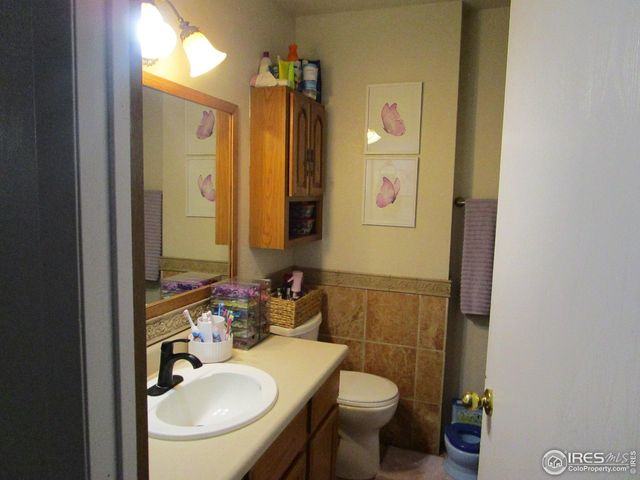 322 VINE St, Burlington, CO 80807