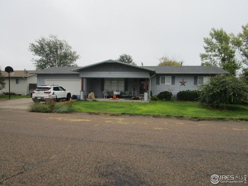 322 VINE St, Burlington, CO 80807