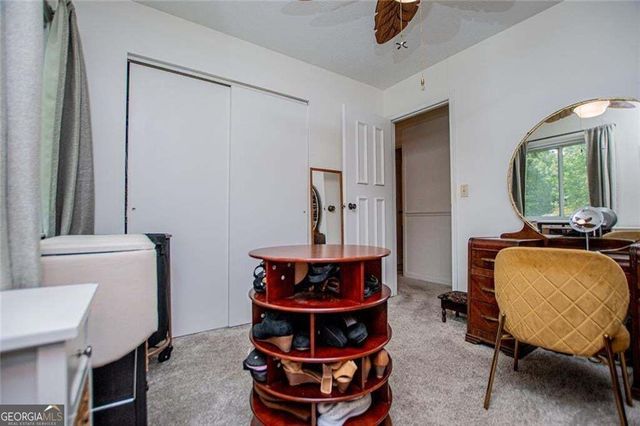 24 White Oak Drive, Carrollton, GA 30116