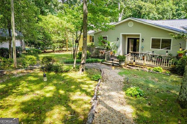 24 White Oak Drive, Carrollton, GA 30116