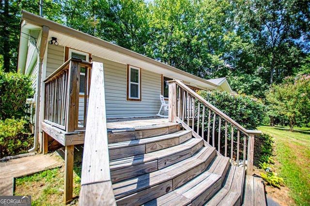 24 White Oak Drive, Carrollton, GA 30116
