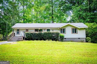 24 White Oak Drive, Carrollton, GA 30116