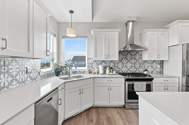 10405 N Wieber Dr, Spokane, WA 99208