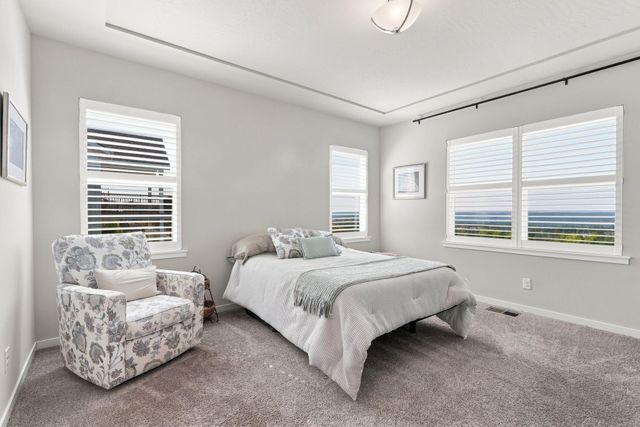 10405 N Wieber Dr, Spokane, WA 99208