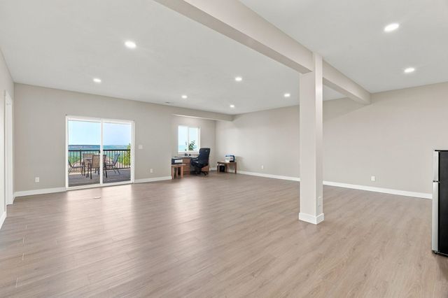 10405 N Wieber Dr, Spokane, WA 99208