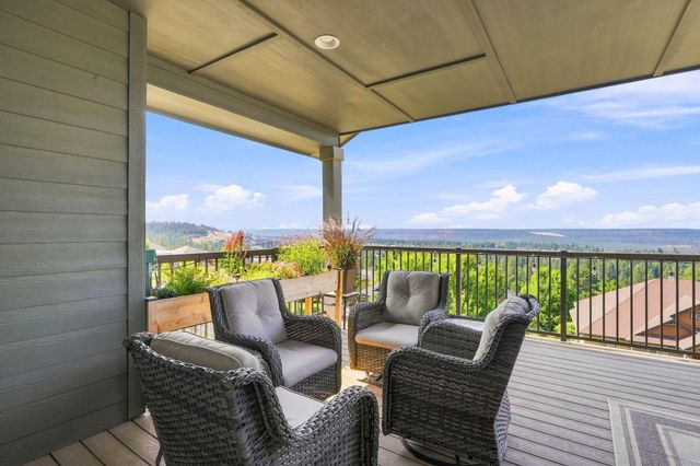 10405 N Wieber Dr, Spokane, WA 99208