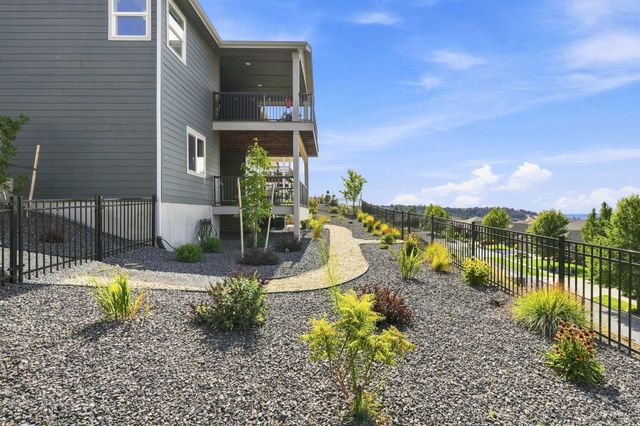 10405 N Wieber Dr, Spokane, WA 99208