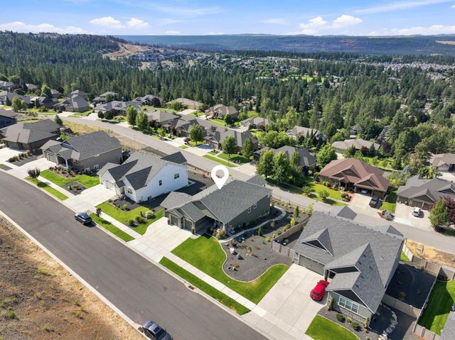 10405 N Wieber Dr, Spokane, WA 99208