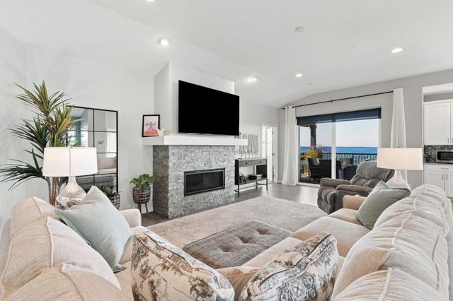 10405 N Wieber Dr, Spokane, WA 99208