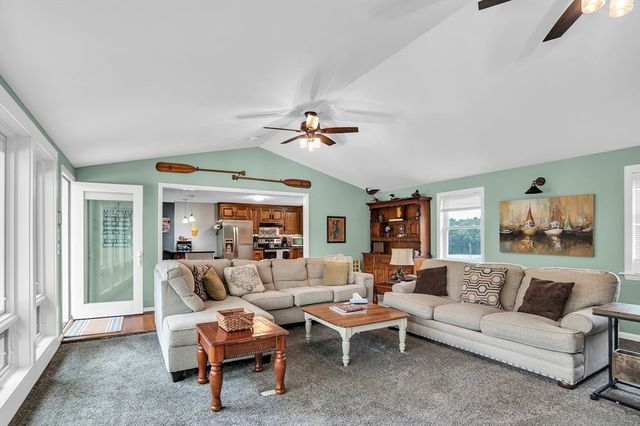 105 Lakeview Street, Southwick, MA 01077