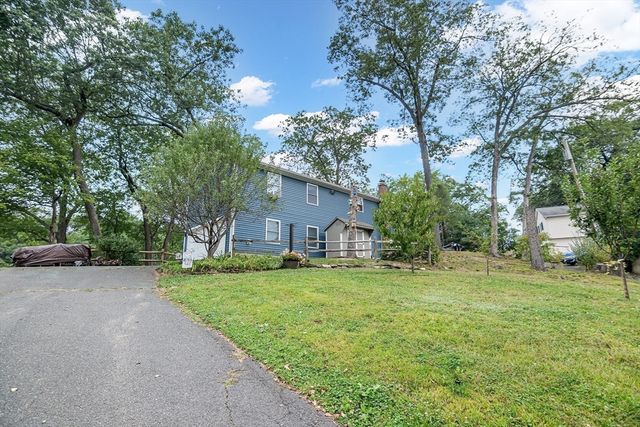 105 Lakeview Street, Southwick, MA 01077