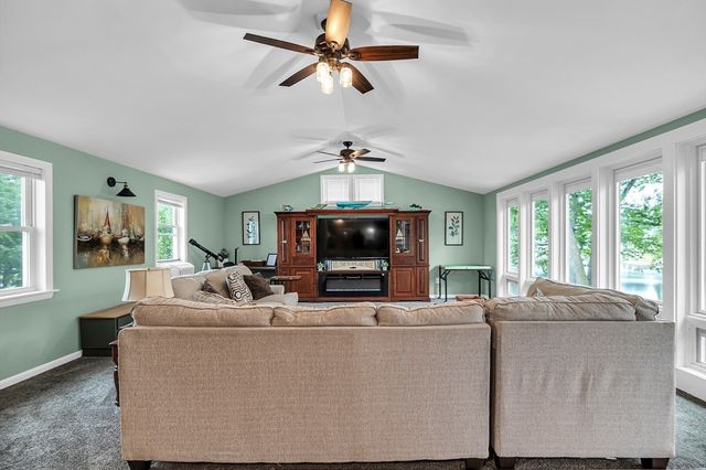105 Lakeview Street, Southwick, MA 01077
