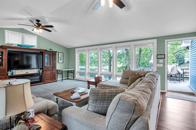 105 Lakeview Street, Southwick, MA 01077