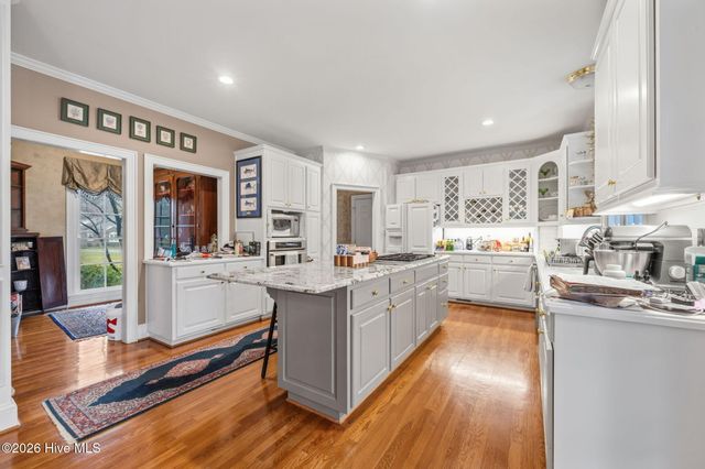 1107 Country Club Drive, Trent Woods, NC 28562