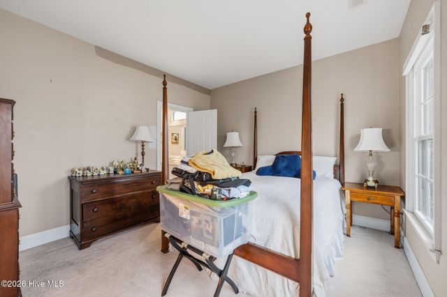 1107 Country Club Drive, Trent Woods, NC 28562