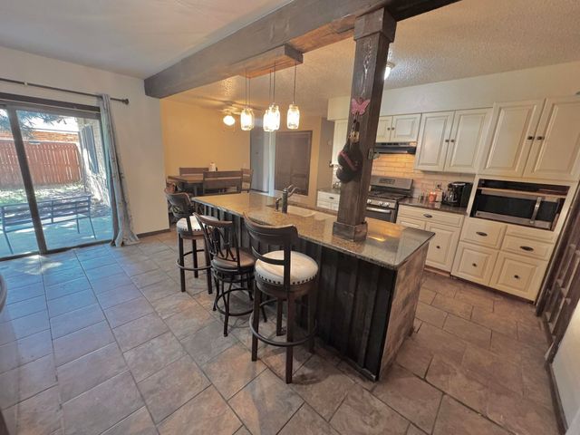 3908 Sides Street, Plainview, TX 79072