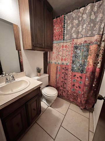 3908 Sides Street, Plainview, TX 79072