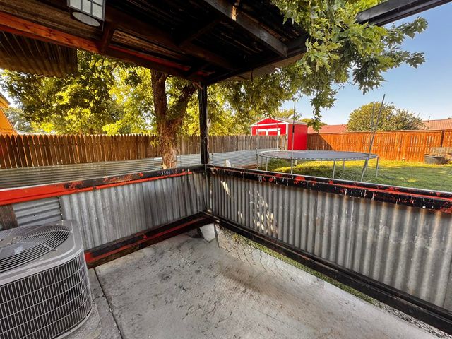 3908 Sides Street, Plainview, TX 79072