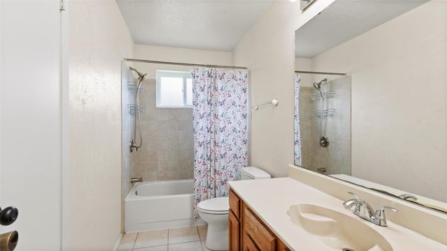 16830 Carrack Turn Drive, Friendswood, TX 77546
