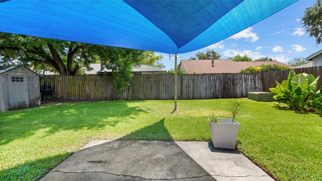 16830 Carrack Turn Drive, Friendswood, TX 77546