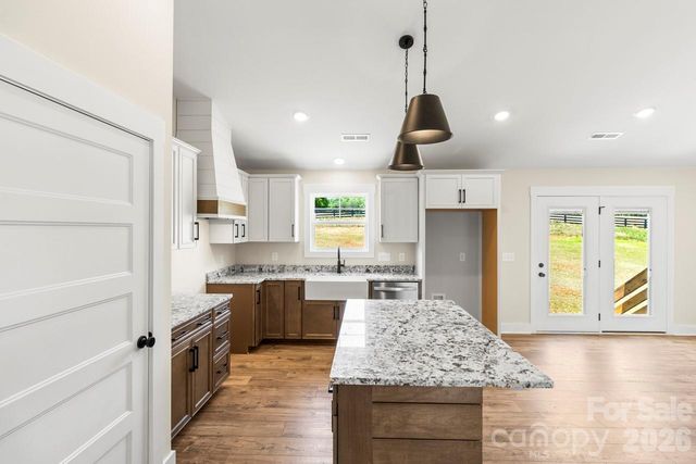 697 Alf Hoover Road, Lincolnton, NC 28092