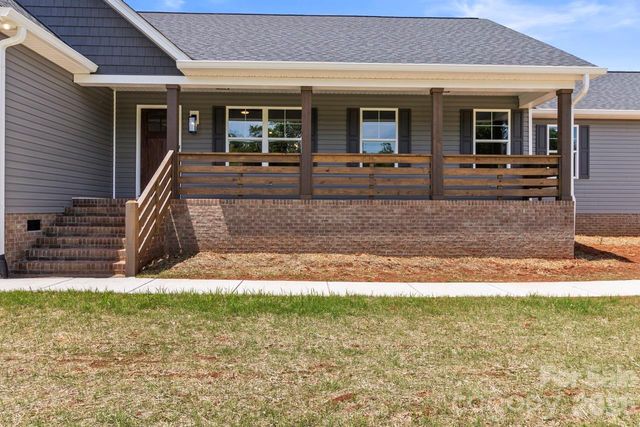697 Alf Hoover Road, Lincolnton, NC 28092