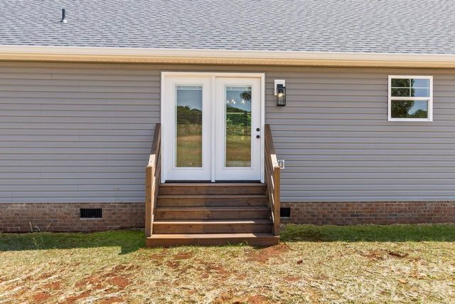 697 Alf Hoover Road, Lincolnton, NC 28092