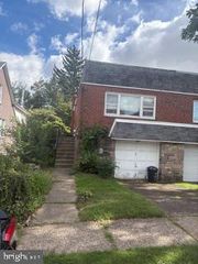 20 ELM AVE, Jenkintown, PA 19046