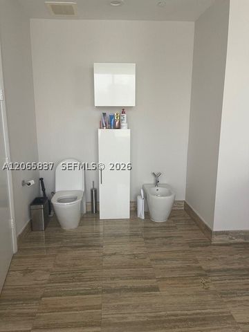 15901 Collins Ave 604, Sunny Isles Beach, FL 33160