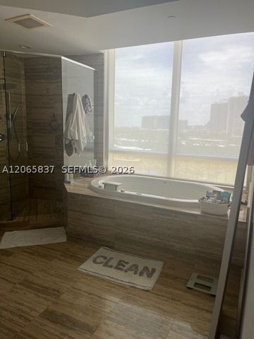 15901 Collins Ave 604, Sunny Isles Beach, FL 33160