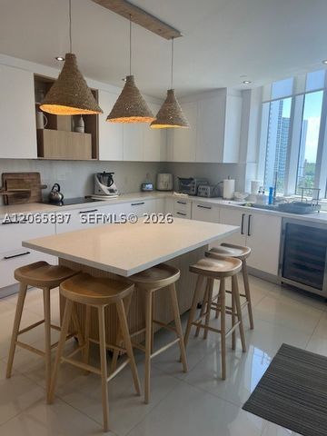 15901 Collins Ave 604, Sunny Isles Beach, FL 33160