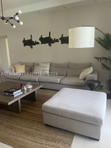 15901 Collins Ave 604, Sunny Isles Beach, FL 33160