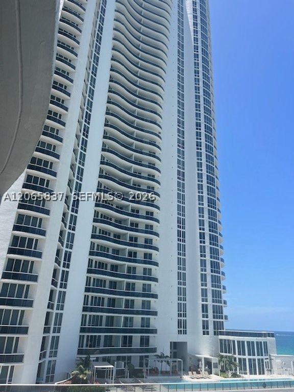 15901 Collins Ave 604, Sunny Isles Beach, FL 33160