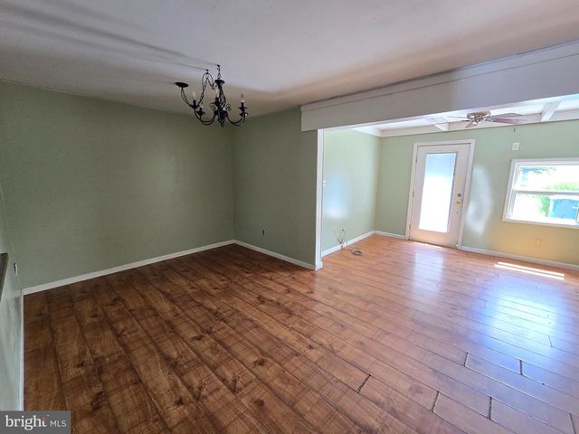 160 HUGHES AVE, Sellersville, PA 18960
