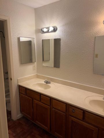 781 Country Place Drive 1085, Houston, TX 77079