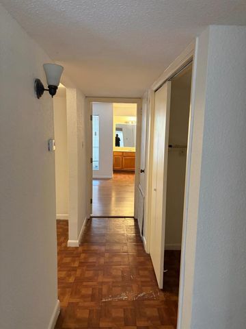 781 Country Place Drive 1085, Houston, TX 77079
