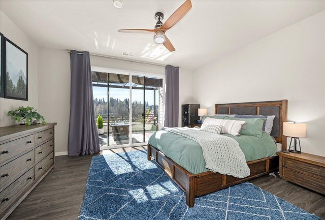 2368 W Centennial Pl, Spokane, WA 99201