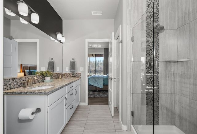 2368 W Centennial Pl, Spokane, WA 99201