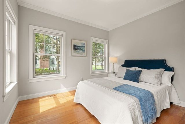 555 Lowell St, Lexington, MA 02420