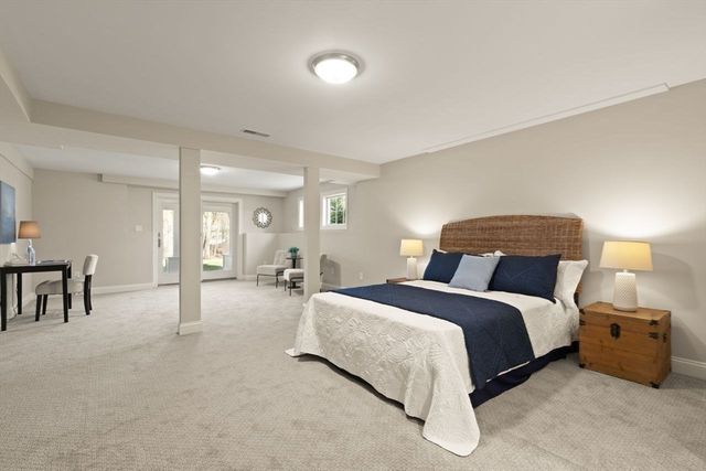 555 Lowell St, Lexington, MA 02420