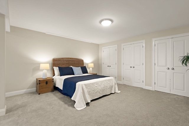 555 Lowell St, Lexington, MA 02420