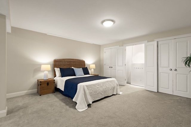 555 Lowell St, Lexington, MA 02420