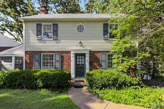 307 Woodside Drive, Kirkwood, MO 63122