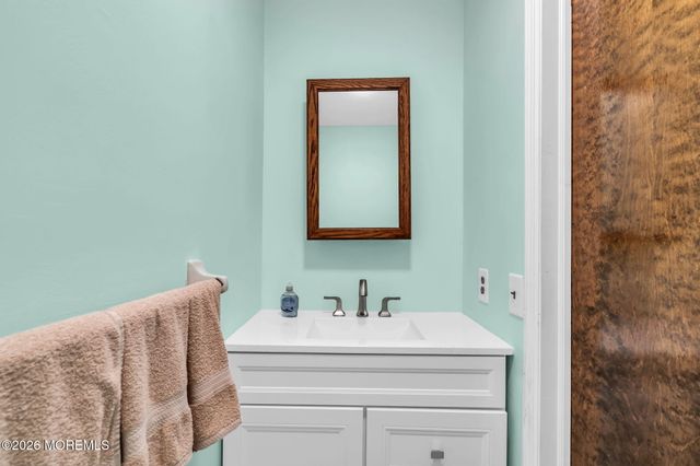 302 Bent Trail 1261, Toms River, NJ 08753