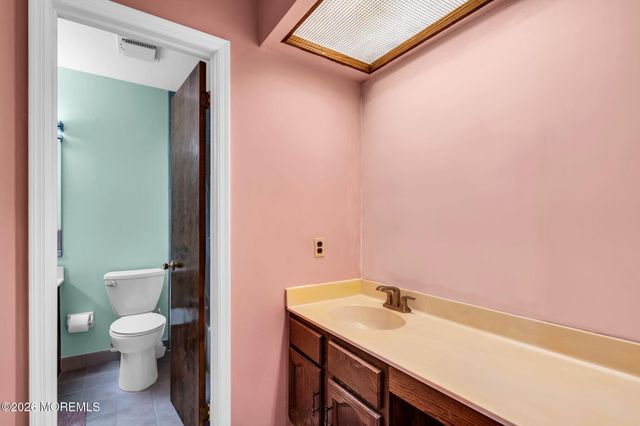 302 Bent Trail 1261, Toms River, NJ 08753